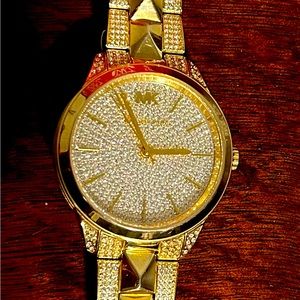 Micheal Kors, gold woman’s watch!